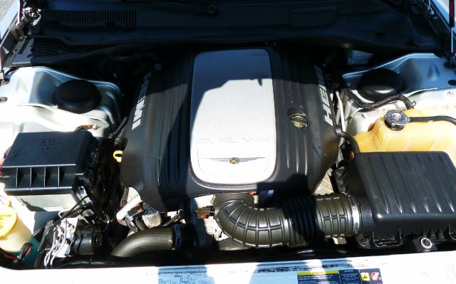 Chrysler 300C 2005 photo 4