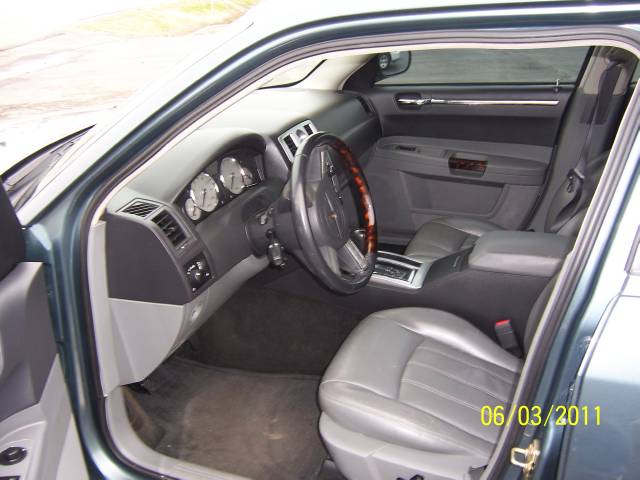 Chrysler 300C 2005 photo 4