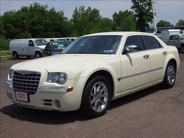 Chrysler 300C 2005 photo 1