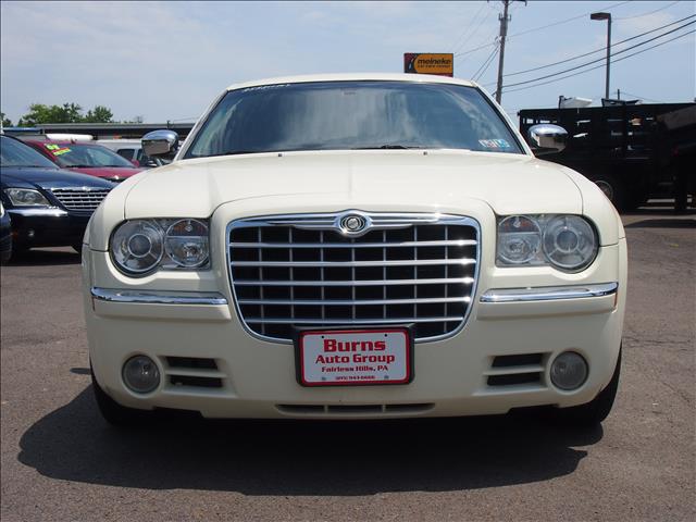 Chrysler 300C 2005 photo 4