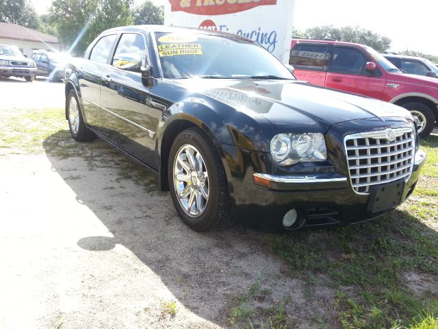 Chrysler 300C 2005 photo 15