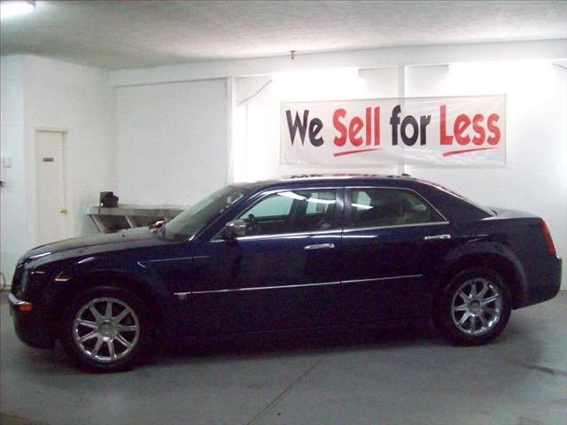 Chrysler 300C 2005 photo 2