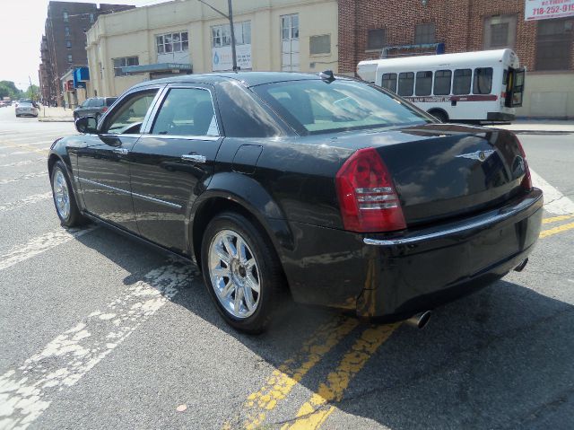 Chrysler 300C 2005 photo 3