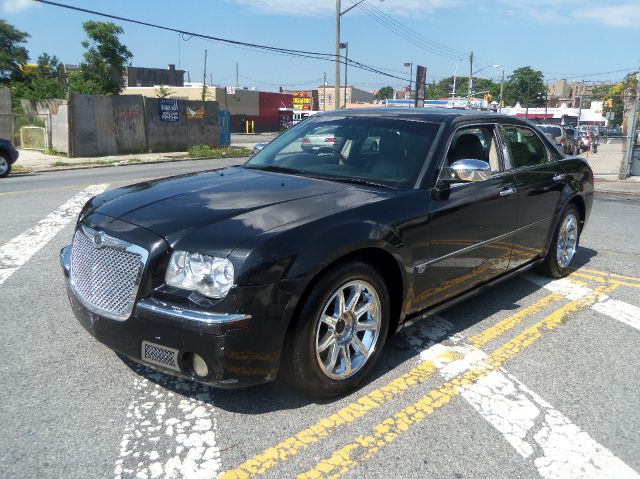 Chrysler 300C 2005 photo 4