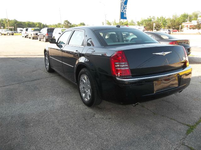 Chrysler 300C 2005 photo 1