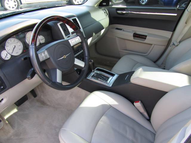 Chrysler 300C 2005 photo 4