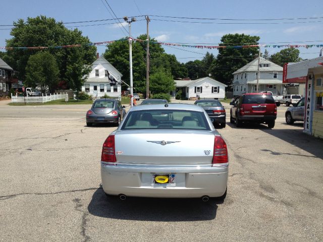 Chrysler 300C 2005 photo 1