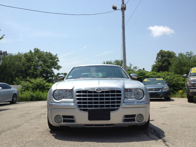 Chrysler 300C 2005 photo 3