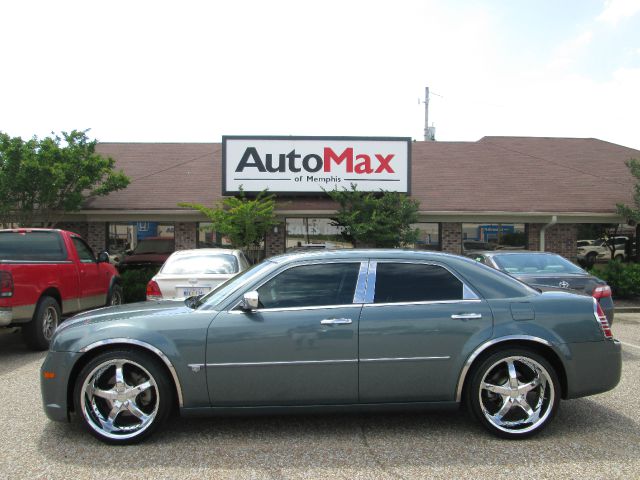 Chrysler 300C 2005 photo 4