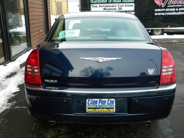 Chrysler 300C 2005 photo 3