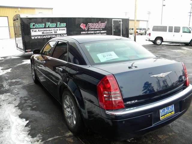 Chrysler 300C 2005 photo 4