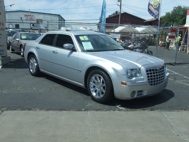 Chrysler 300C 2005 photo 4