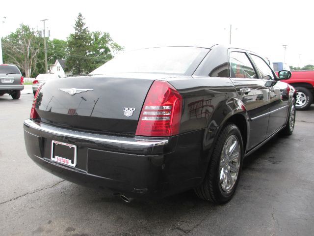 Chrysler 300C 2005 photo 1