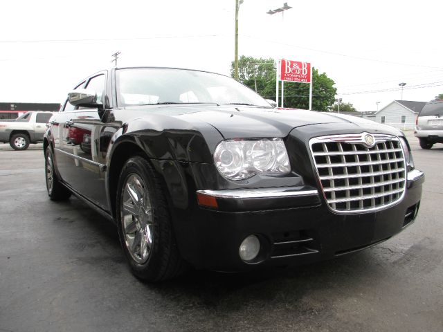 Chrysler 300C 2005 photo 3