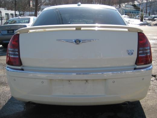 Chrysler 300C 2005 photo 2