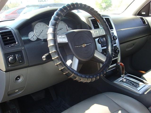 Chrysler 300C 2005 photo 3