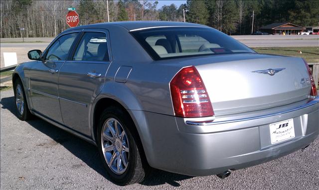 Chrysler 300C 2005 photo 3