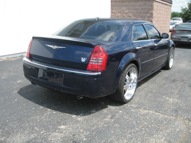 Chrysler 300C 2005 photo 1