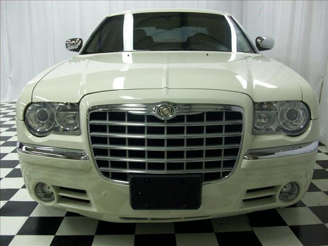 Chrysler 300C 2005 photo 5