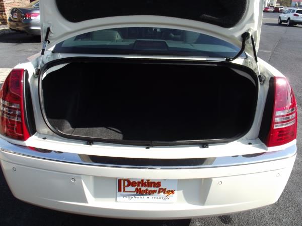 Chrysler 300C 2005 photo 1