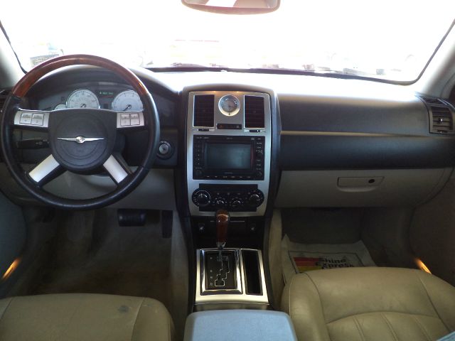 Chrysler 300C 2005 photo 5