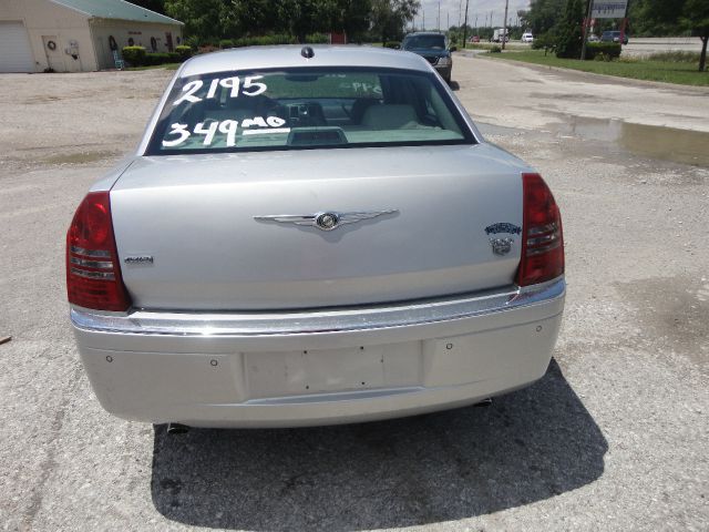 Chrysler 300C 2005 photo 3