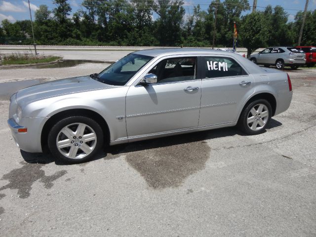 Chrysler 300C 2005 photo 4