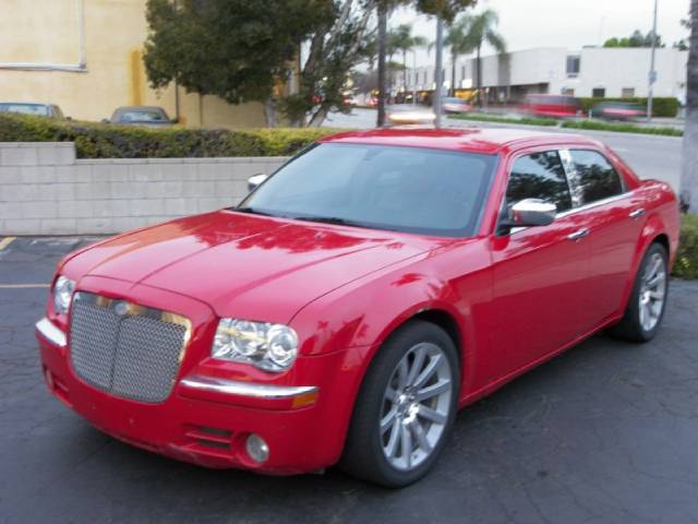 Chrysler 300C 2005 photo 2