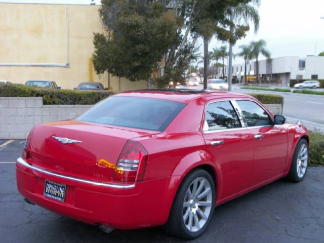 Chrysler 300C 2005 photo 3