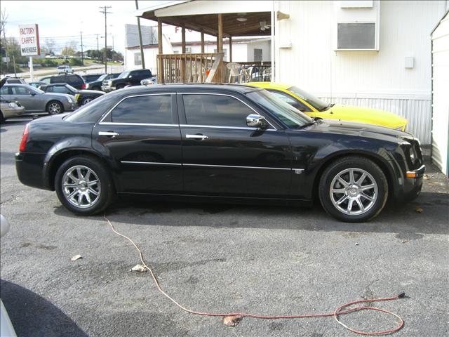 Chrysler 300C SLT 25 Sedan