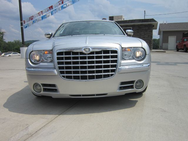 Chrysler 300C 2005 photo 1