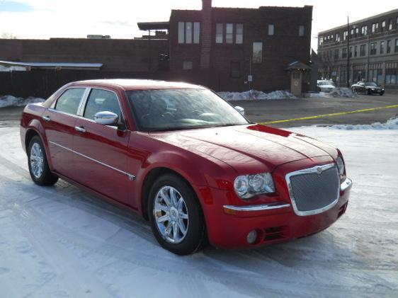 Chrysler 300C Base Sedan