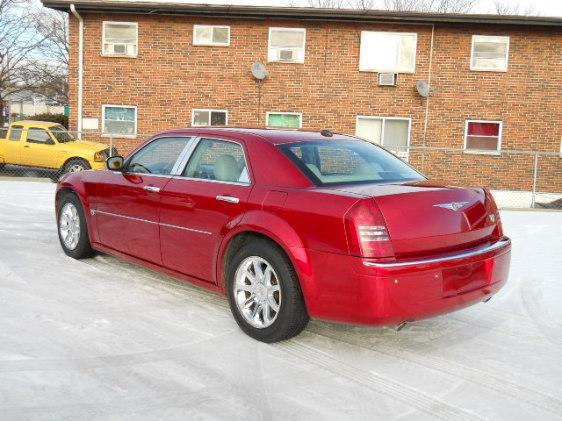 Chrysler 300C 2005 photo 3