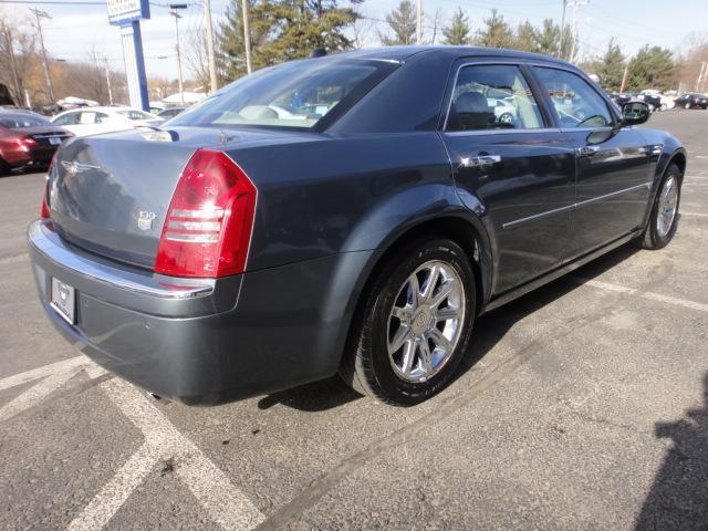 Chrysler 300C 2005 photo 4