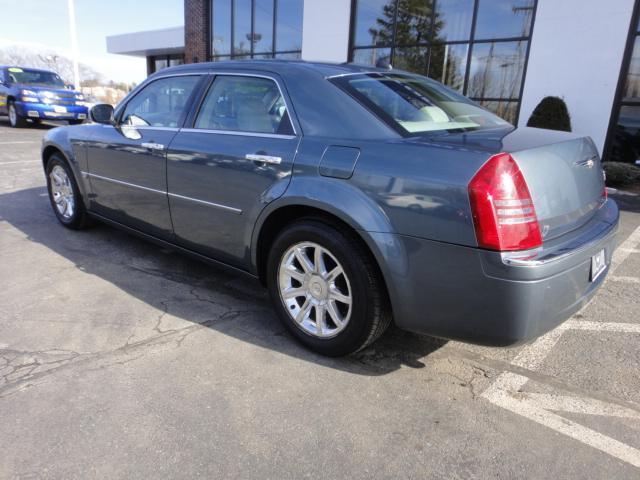 Chrysler 300C 2005 photo 5