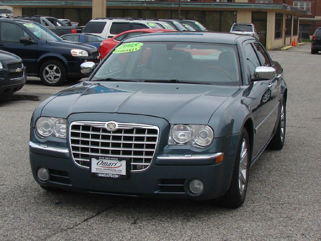 Chrysler 300C 2005 photo 3