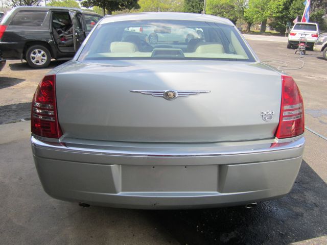 Chrysler 300C 2006 photo 3