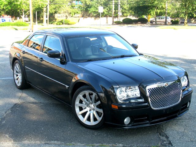 Chrysler 300C 2006 photo 2