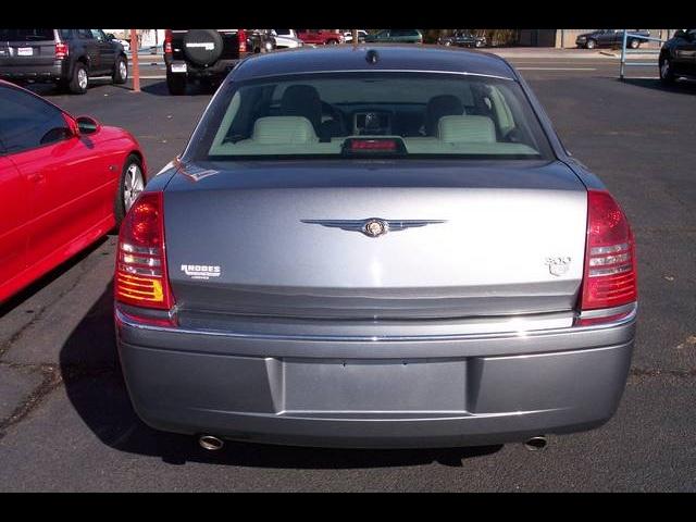 Chrysler 300C 2006 photo 4