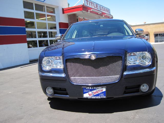 Chrysler 300C 2006 photo 2