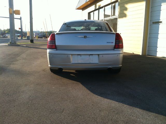 Chrysler 300C 2006 photo 3