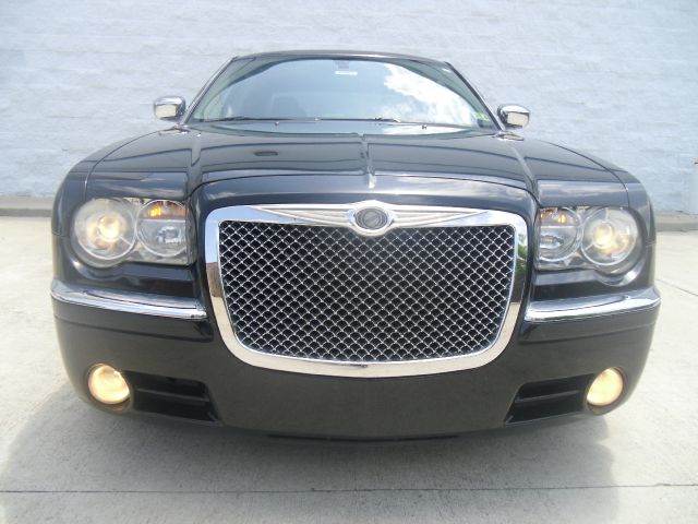 Chrysler 300C 2006 photo 2