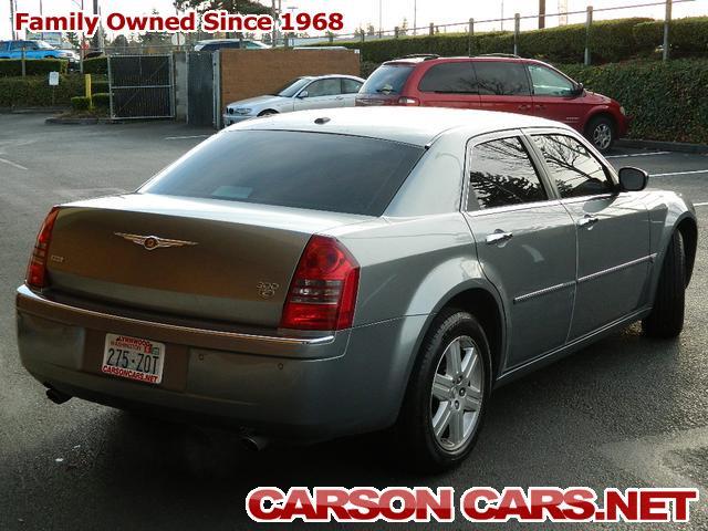 Chrysler 300C 2006 photo 2