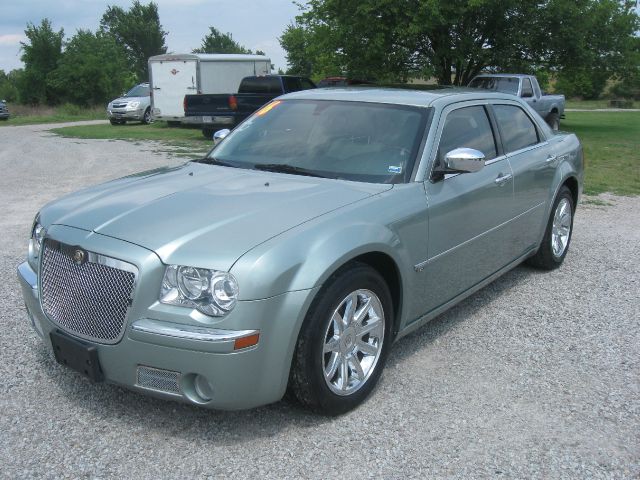 Chrysler 300C 2006 photo 2