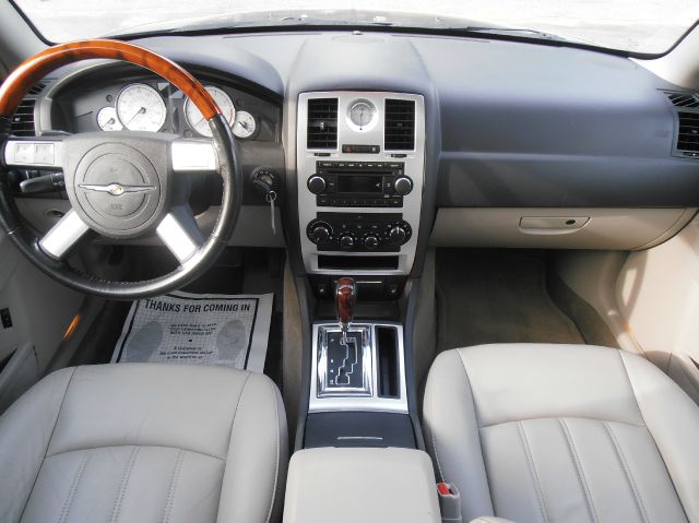 Chrysler 300C 2006 photo 6