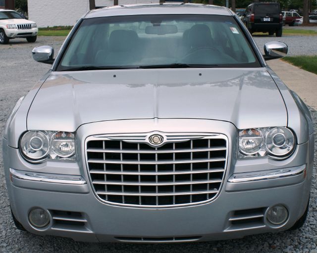 Chrysler 300C 2006 photo 1