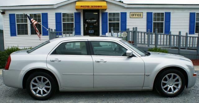 Chrysler 300C 2006 photo 4