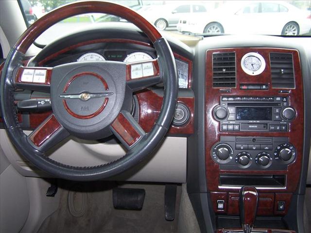 Chrysler 300C 2006 photo 5