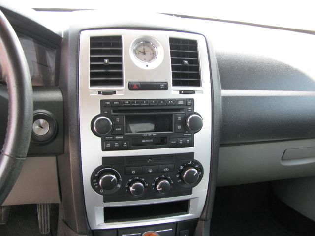 Chrysler 300C 2006 photo 6