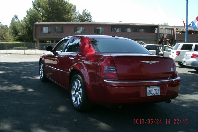 Chrysler 300C 2006 photo 11